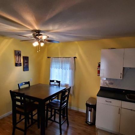 Comox Valley Inn & Suites Courtenay Ngoại thất bức ảnh