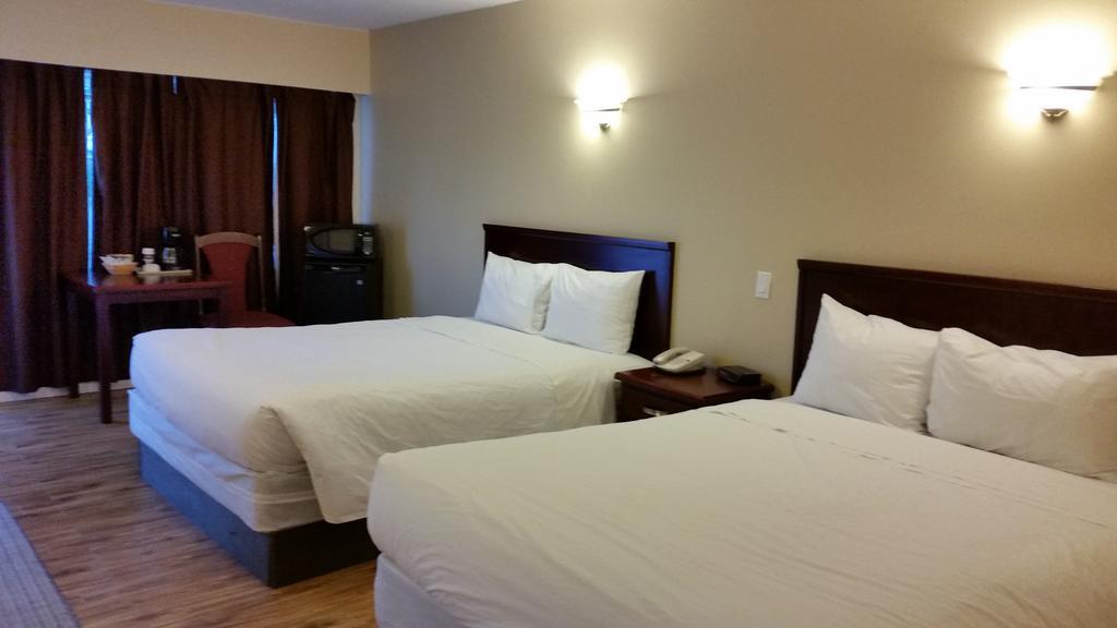 Comox Valley Inn & Suites Courtenay Ngoại thất bức ảnh